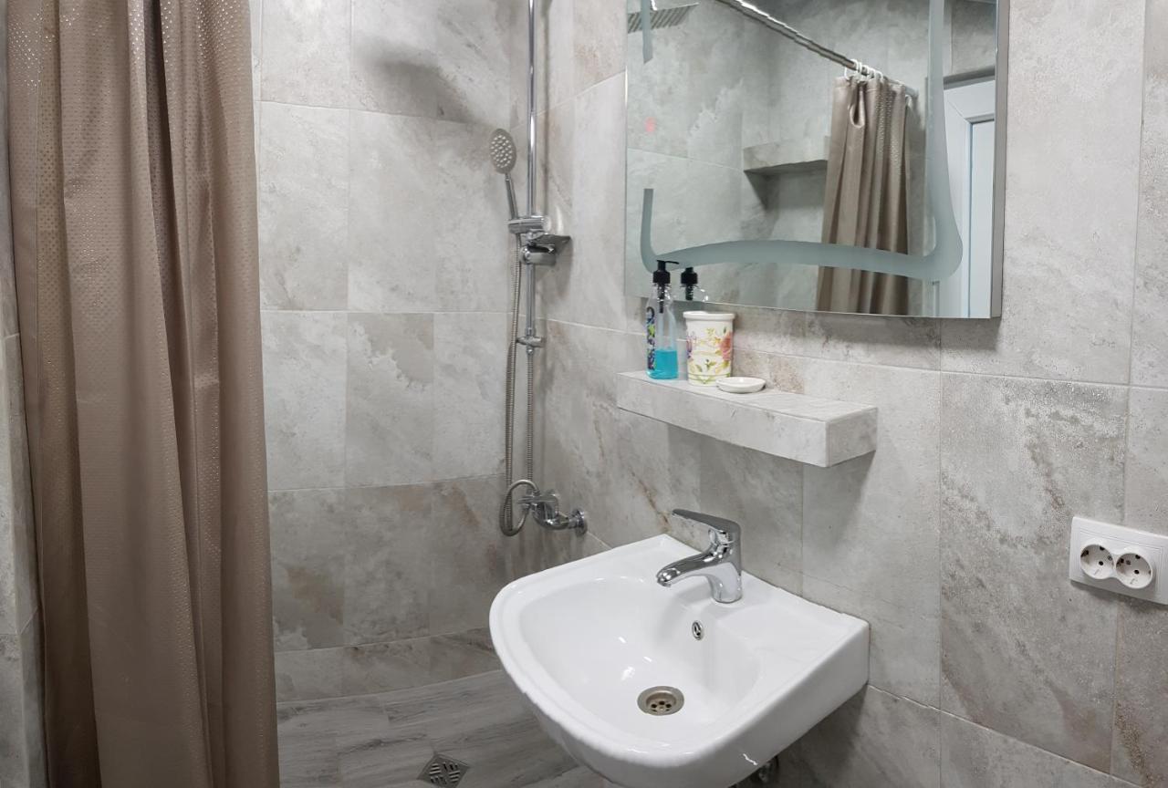 Guest House 15A Kutaisi Dış mekan fotoğraf