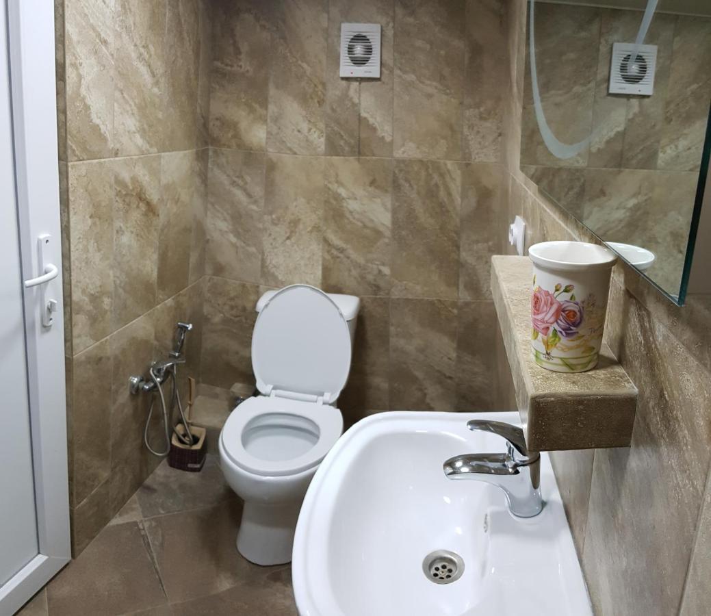 Guest House 15A Kutaisi Dış mekan fotoğraf