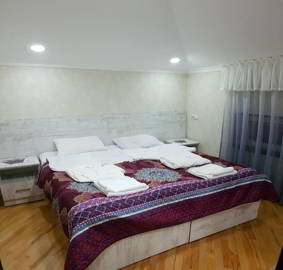 Guest House 15A Kutaisi Dış mekan fotoğraf