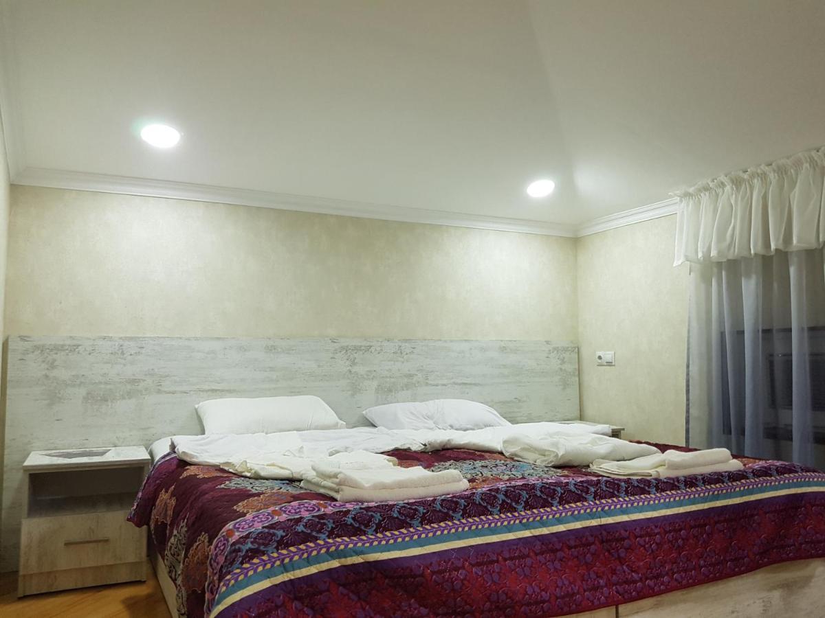 Guest House 15A Kutaisi Dış mekan fotoğraf