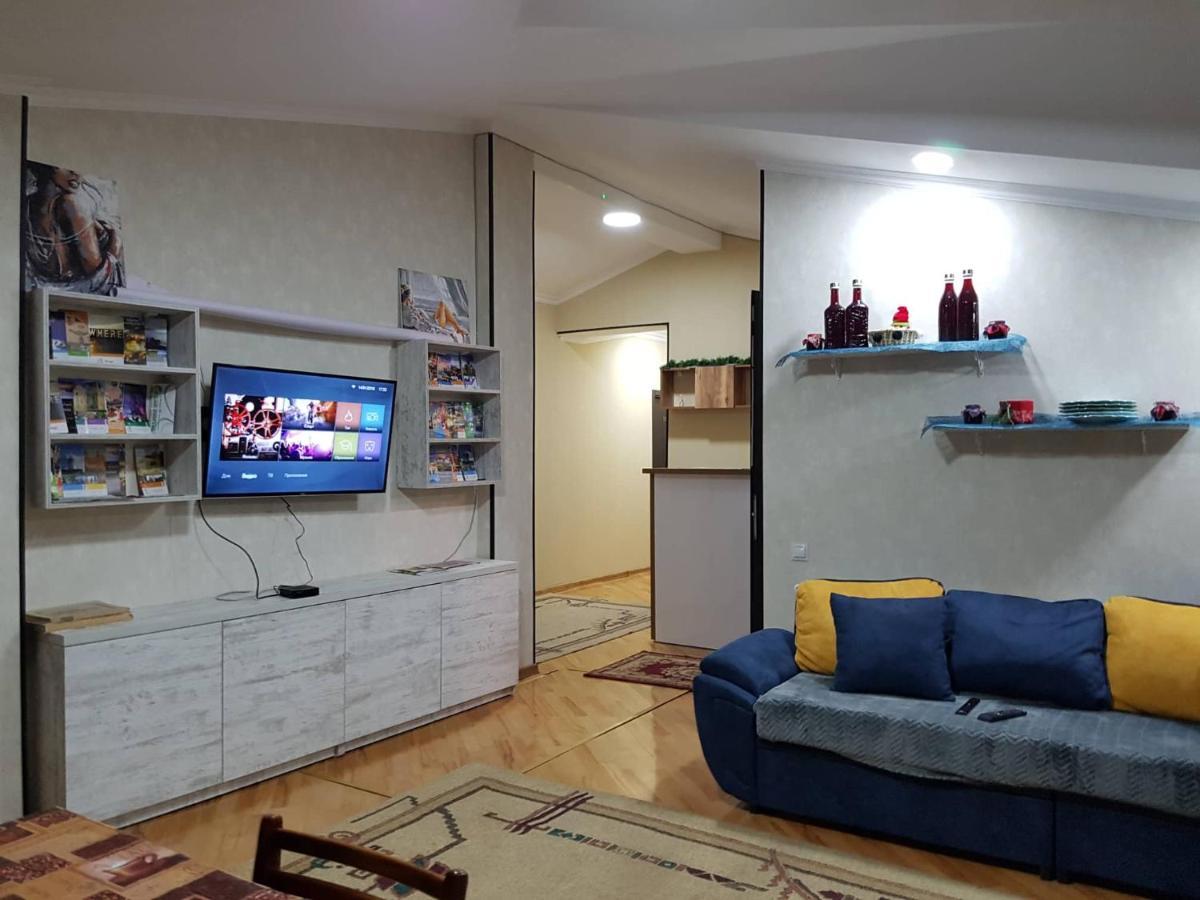 Guest House 15A Kutaisi Dış mekan fotoğraf