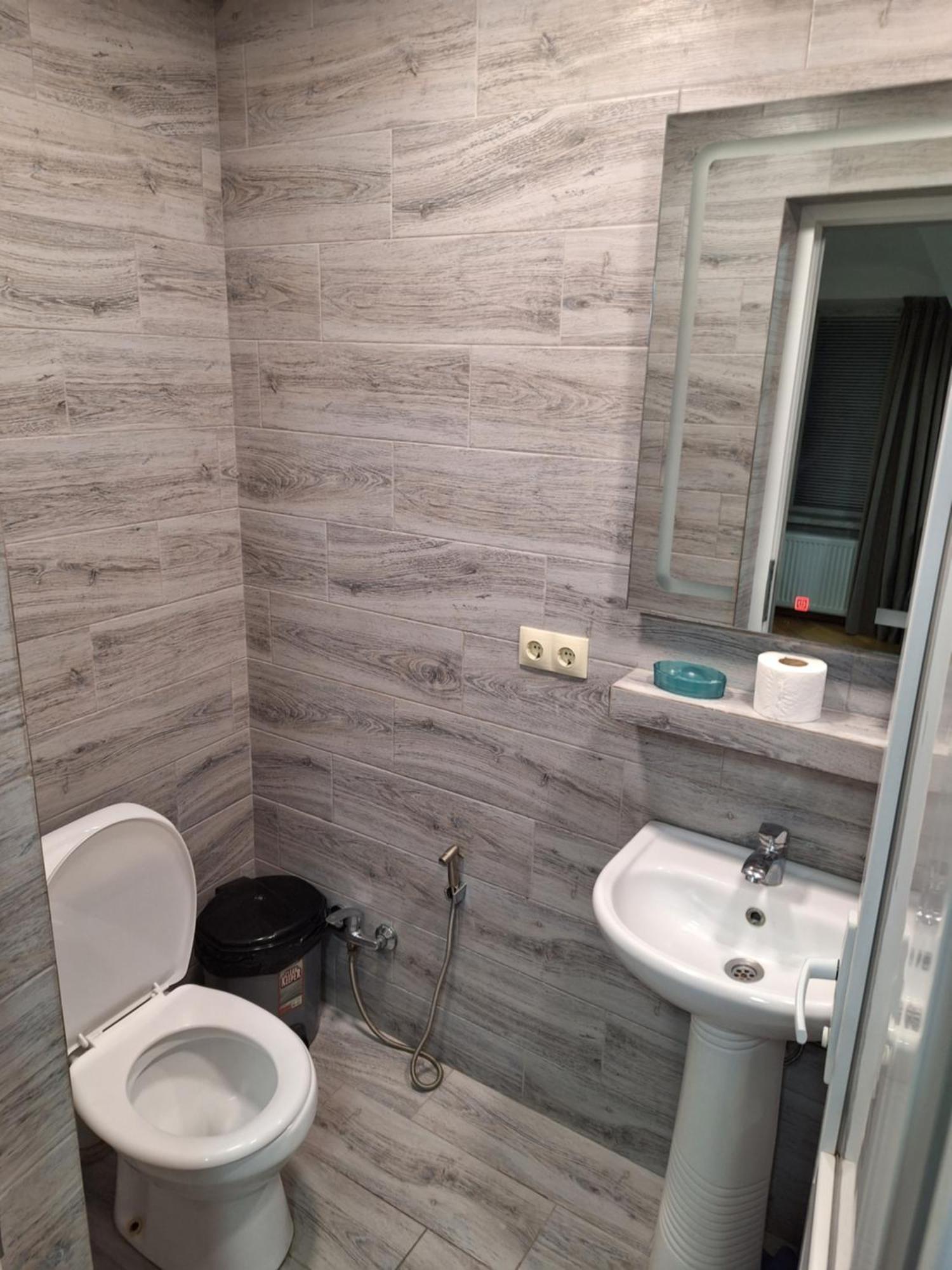 Guest House 15A Kutaisi Dış mekan fotoğraf